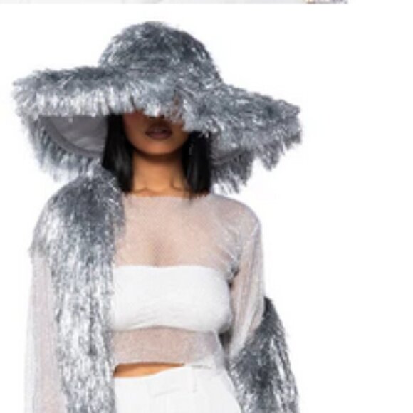 AKIRA DREAMS COME TRUE TINSEL BUCKET HAT - Picture 4 of 8